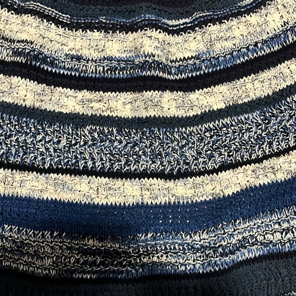 INC women’s Sweater - Picture 4 of 4